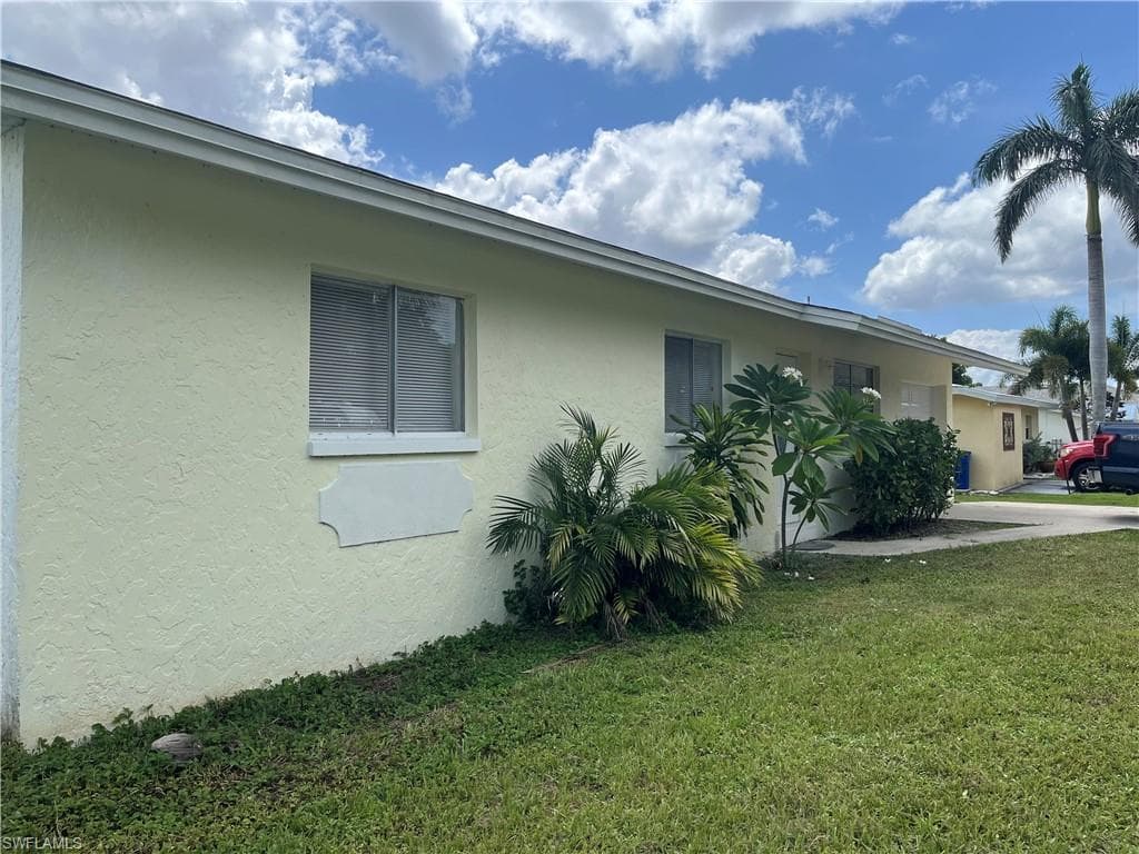1275 Old Bridge RD NORTH FORT MYERS, FL 33917