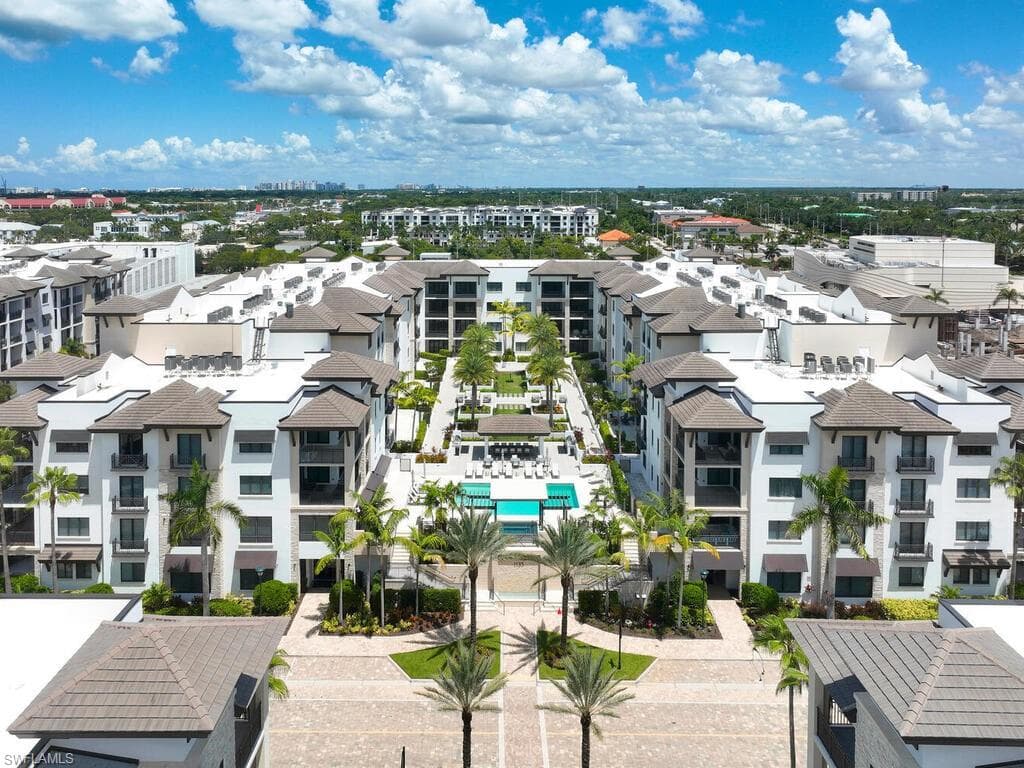 1135 3rd AVE S 218 NAPLES, FL 34102