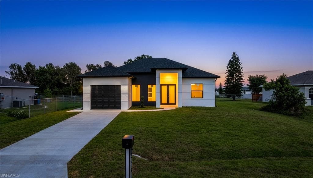 329 Ranier AVE LEHIGH ACRES, FL 33974