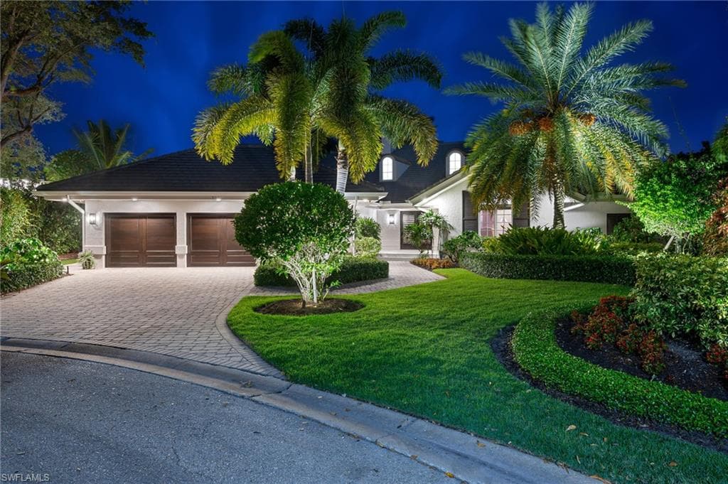 701 Tamarind CT NAPLES, FL 34108