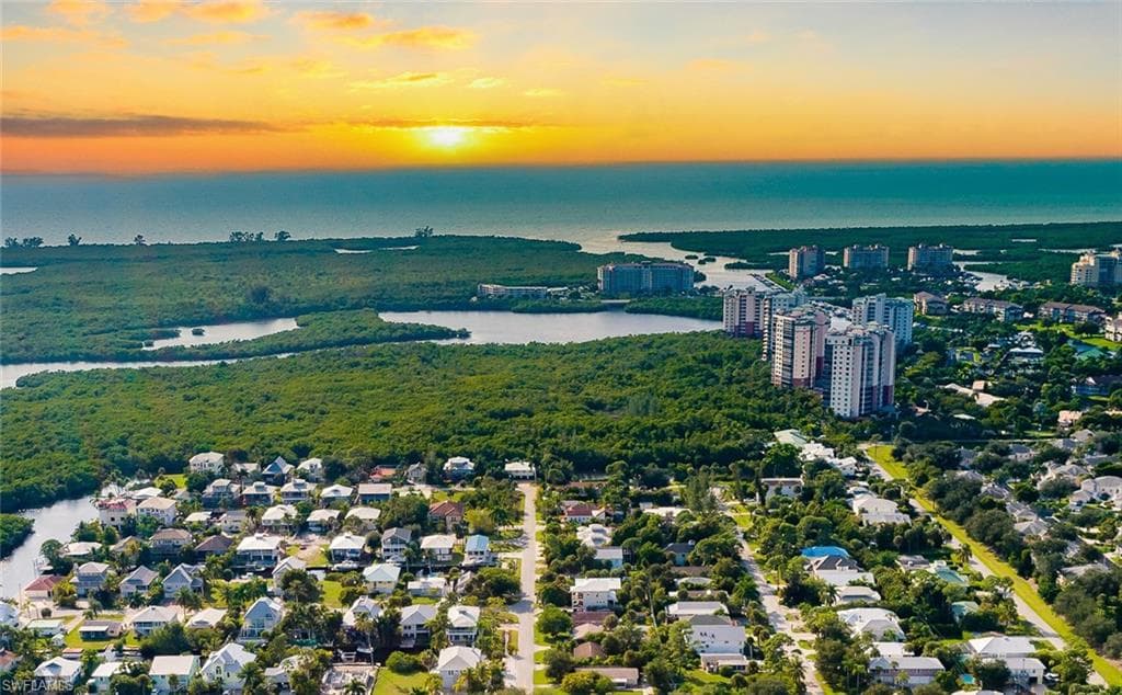 730 Glendale AVE NAPLES, FL 34110