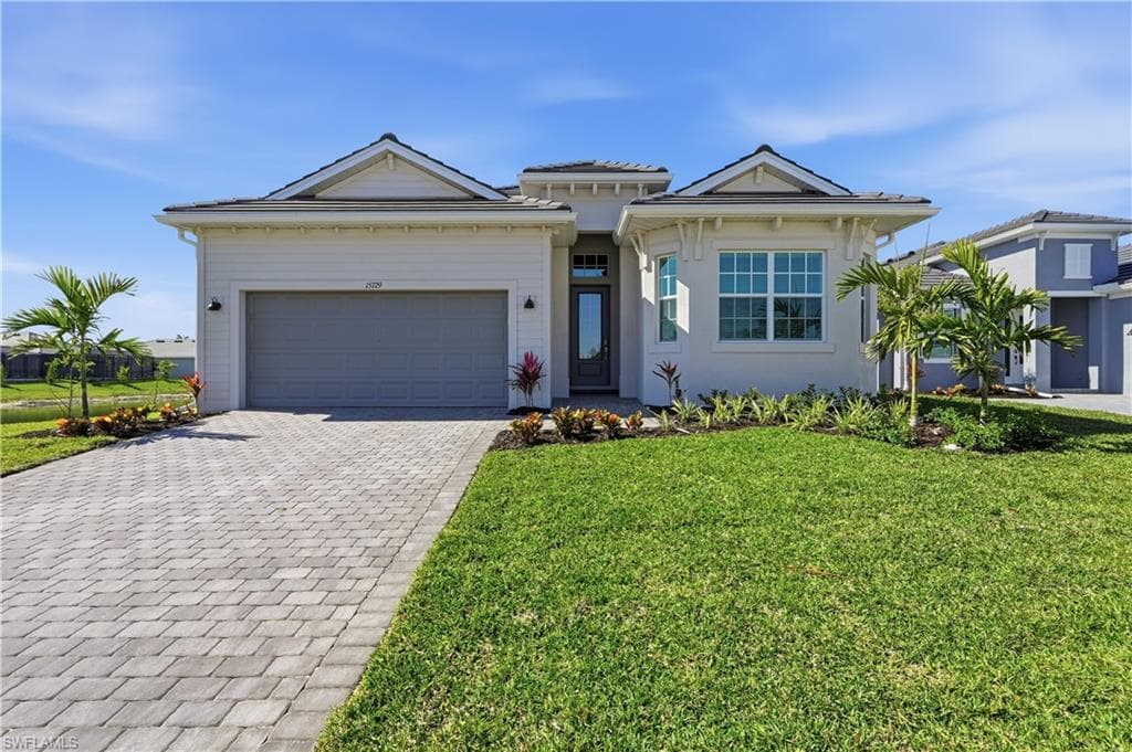 15729 Raveneli CT FORT MYERS, FL 33908