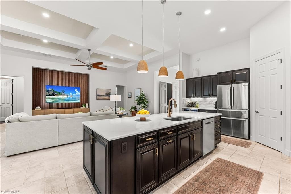 10332 Yorkstone DR BONITA SPRINGS, FL 34135