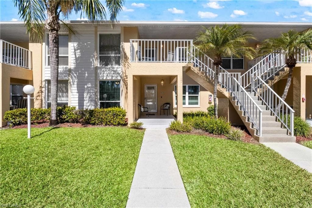 1210 Yesica Ann CIR C105 NAPLES, FL 34110