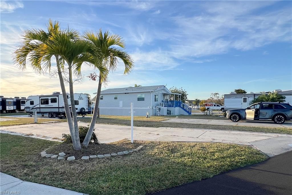 19681 Summerlin #163 RD FORT MYERS, FL 33908
