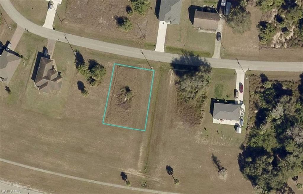 2057 Montana CIR LABELLE, FL 33935