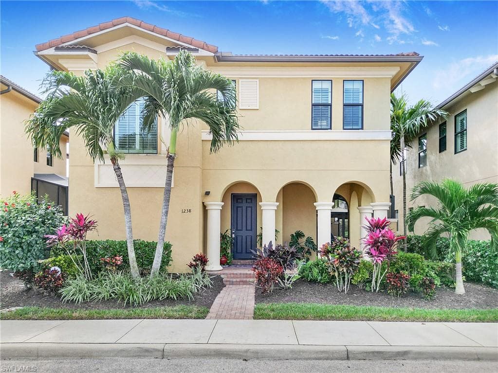1238 Kendari TER NAPLES, FL 34113