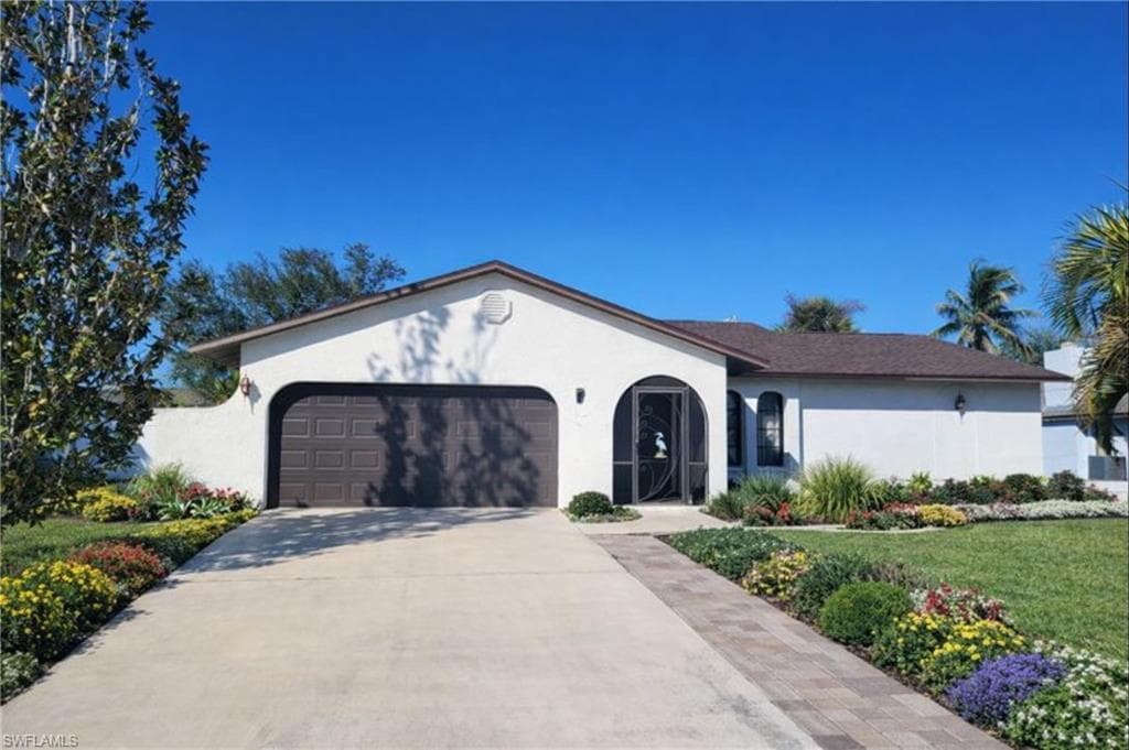 623 SE 31st LN CAPE CORAL, FL 33904