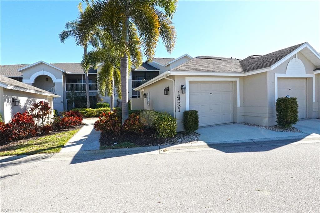 14531 Hickory Hill CT 325 FORT MYERS, FL 33912