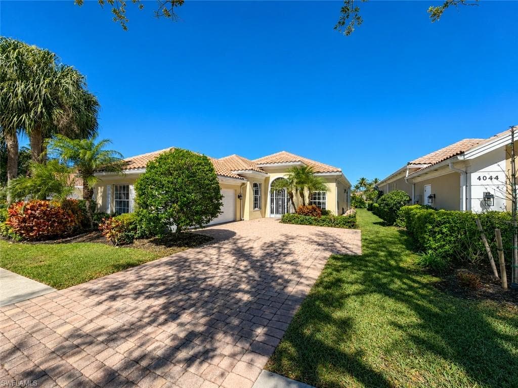 4048 Trinidad WAY NAPLES, FL 34119