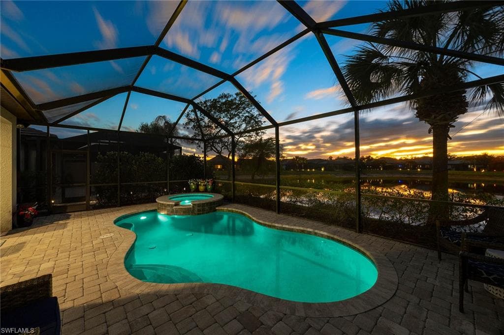 7639 Jacaranda LN NAPLES, FL 34114