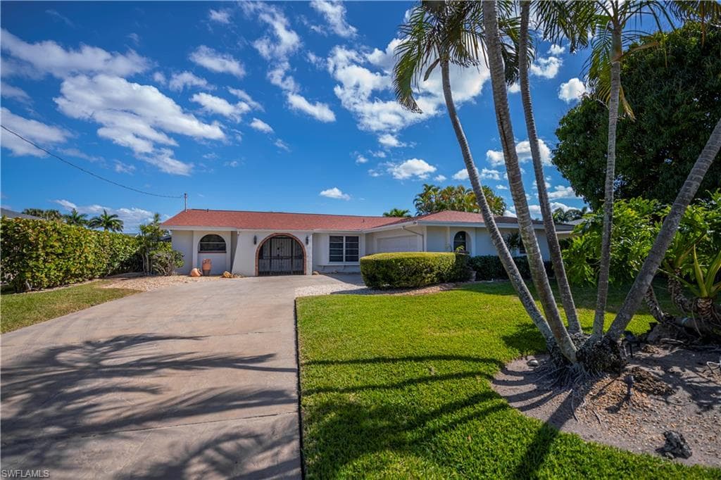 3511 SE 18th PL CAPE CORAL, FL 33904