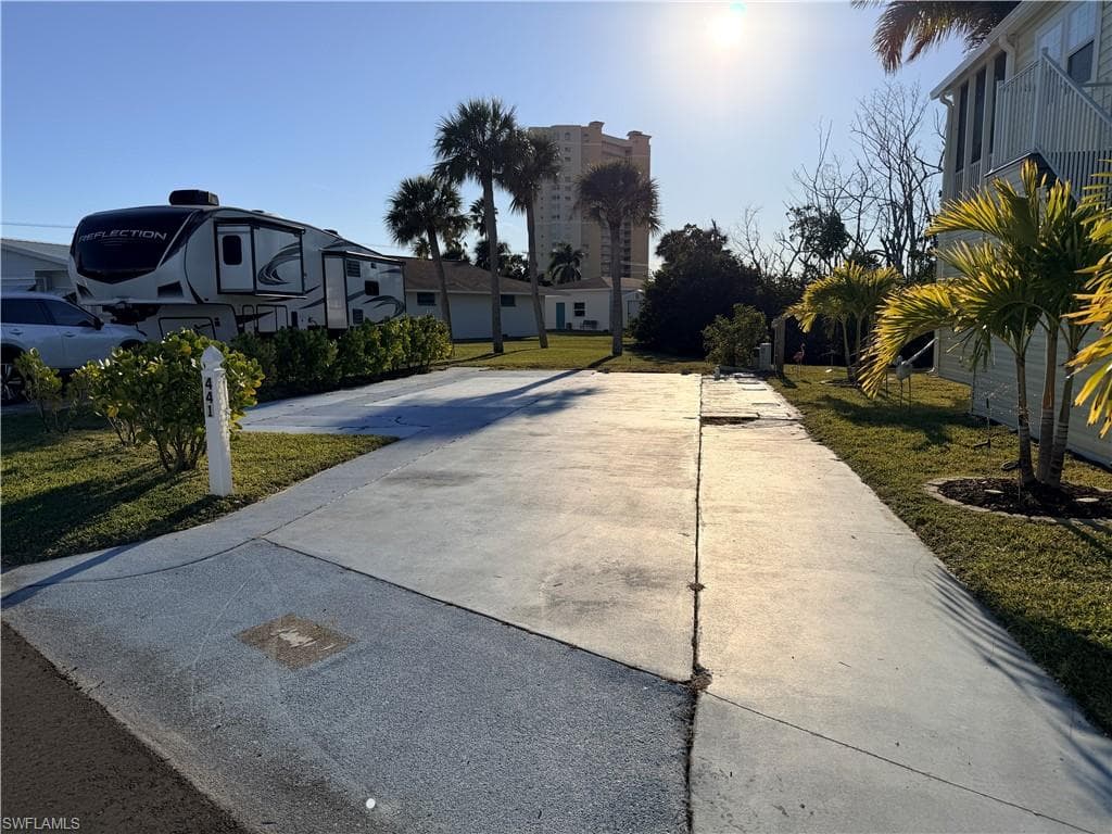 19681 Summerlin 441 RD FORT MYERS, FL 33908