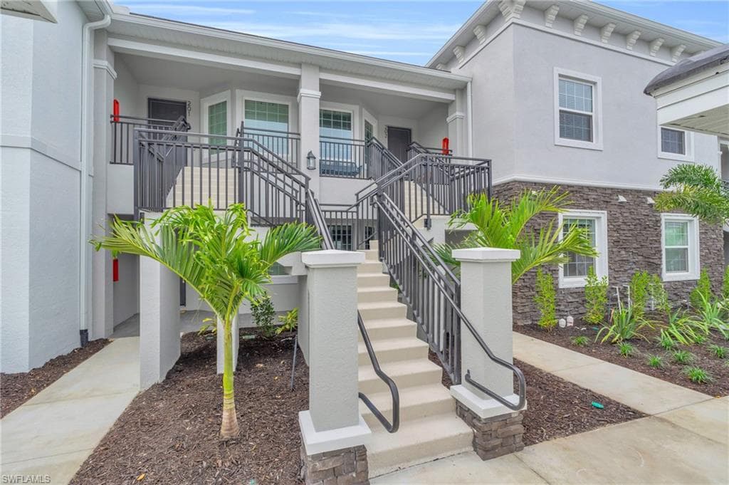11811 Venetian Lagoon DR 202 FORT MYERS, FL 33913
