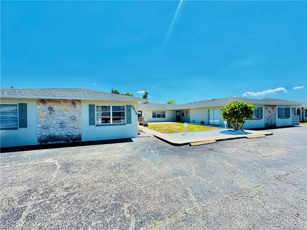 3619 SE 9th PL 3 CAPE CORAL, FL 33904