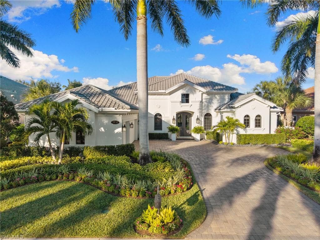 3737 Mahogany Bend DR NAPLES, FL 34114