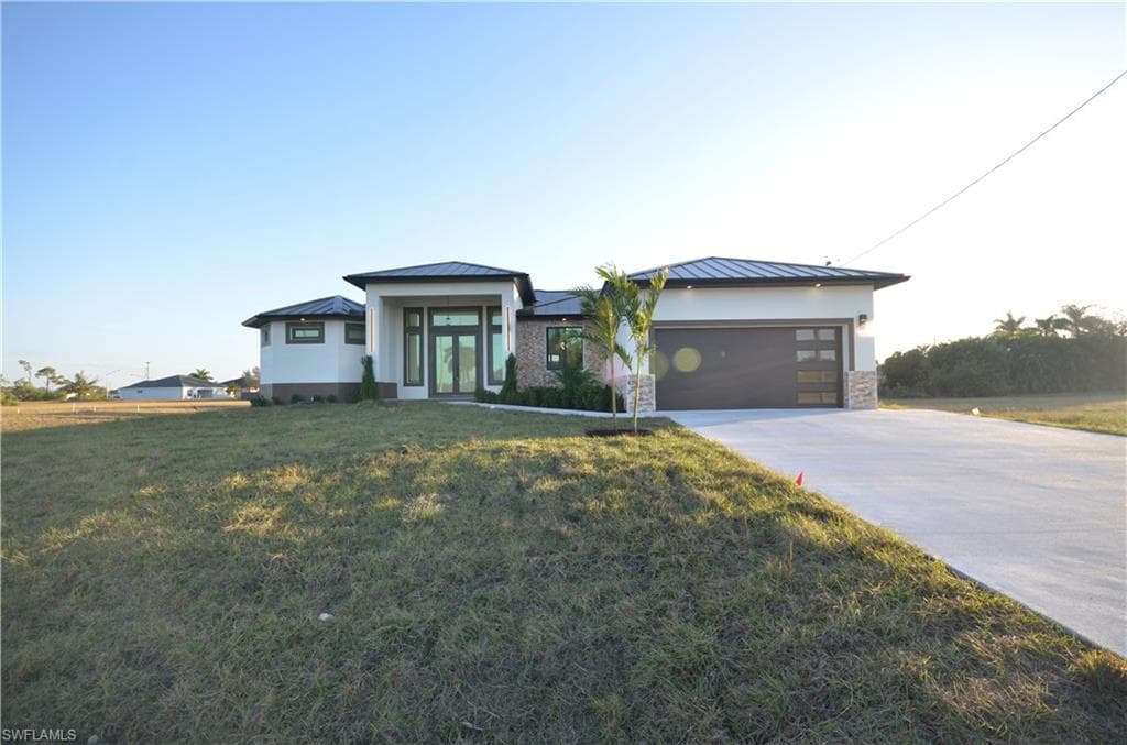 2416 Diplomat PKWY W CAPE CORAL, FL 33993