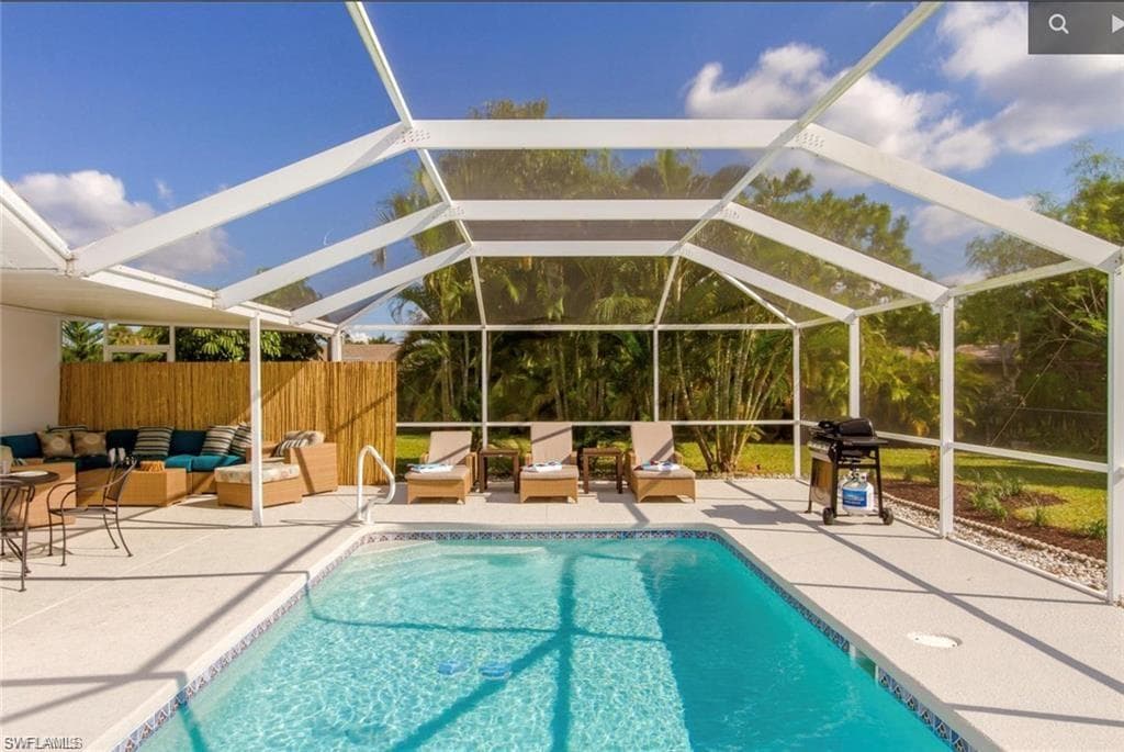 1438 Windsor CT CAPE CORAL, FL 33904