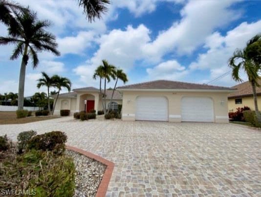 2615 SW 52nd LN CAPE CORAL, FL 33914