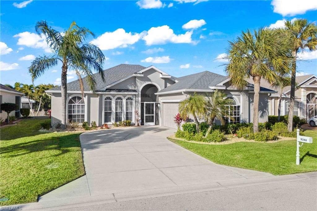 9346 Palm Island CIR NORTH FORT MYERS, FL 33903
