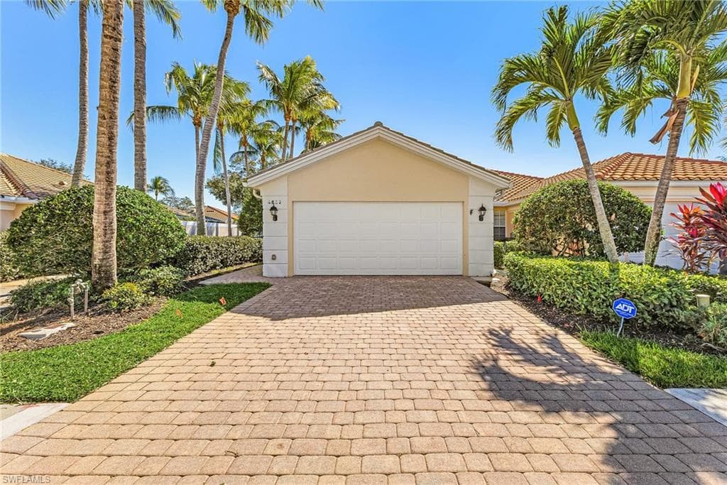 4852 Lasqueti WAY NAPLES, FL 34119