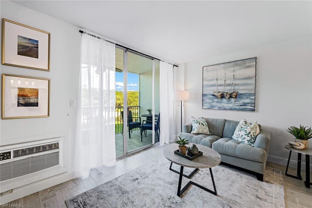 5 Bluebill AVE 205 NAPLES, FL 34108
