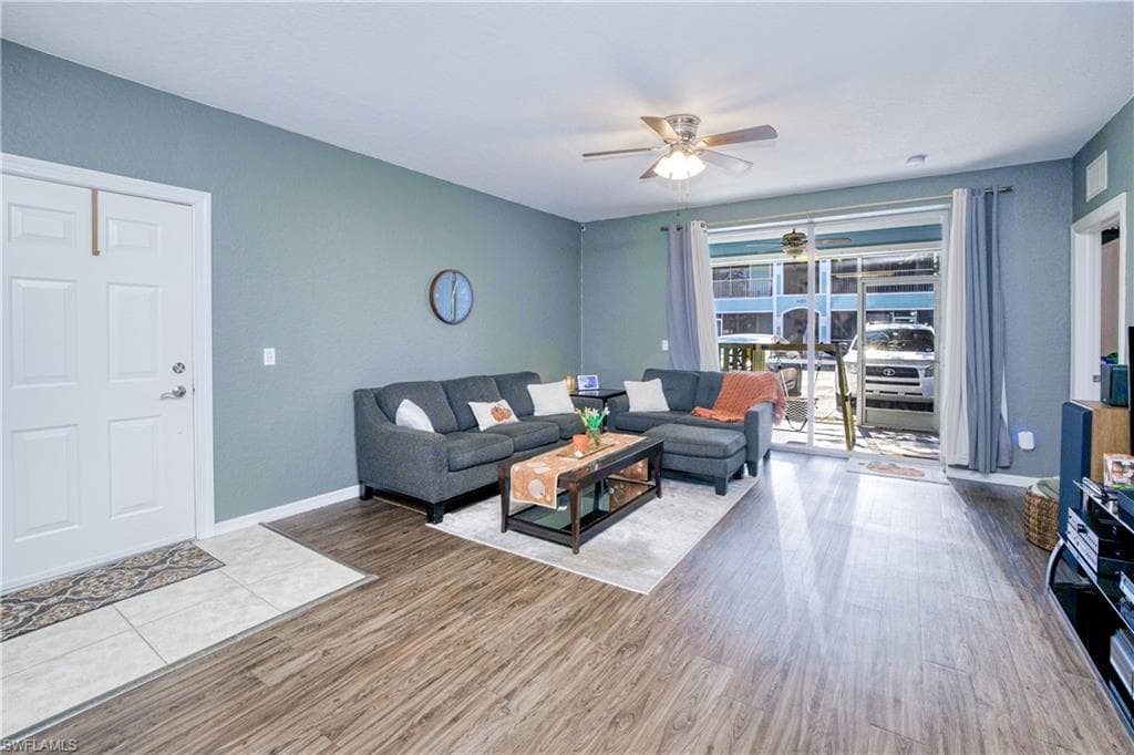 1040 Hancock Creek South BLVD 101 CAPE CORAL, FL 33909