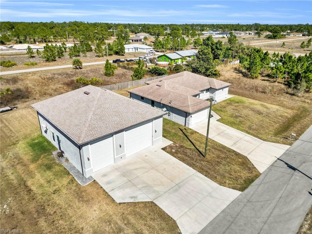 1113 Elegans ST E LEHIGH ACRES, FL 33974