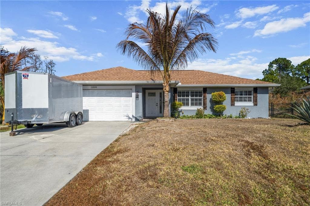 3308 32nd ST W LEHIGH ACRES, FL 33971