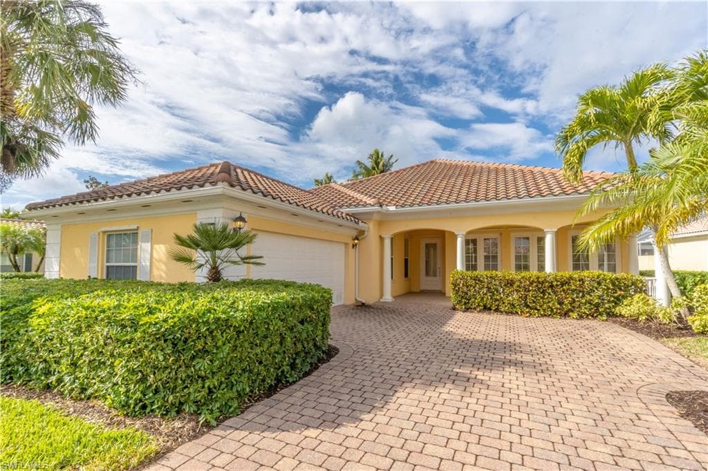7337 Donatello CT NAPLES, FL 34114