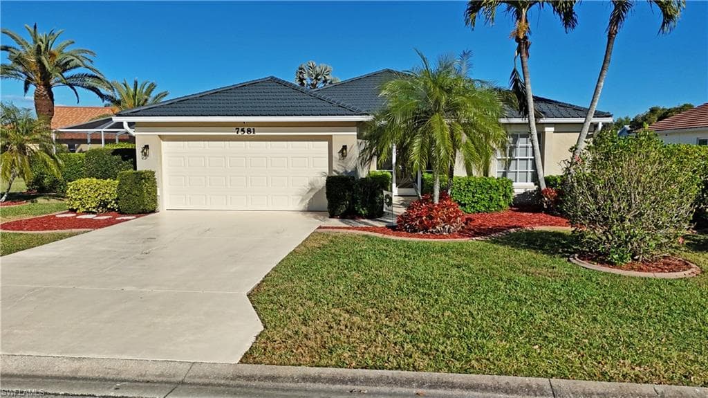 7581 Cameron CIR FORT MYERS, FL 33912