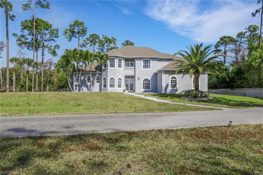 6181 Hidden Oaks LN NAPLES, FL 34119