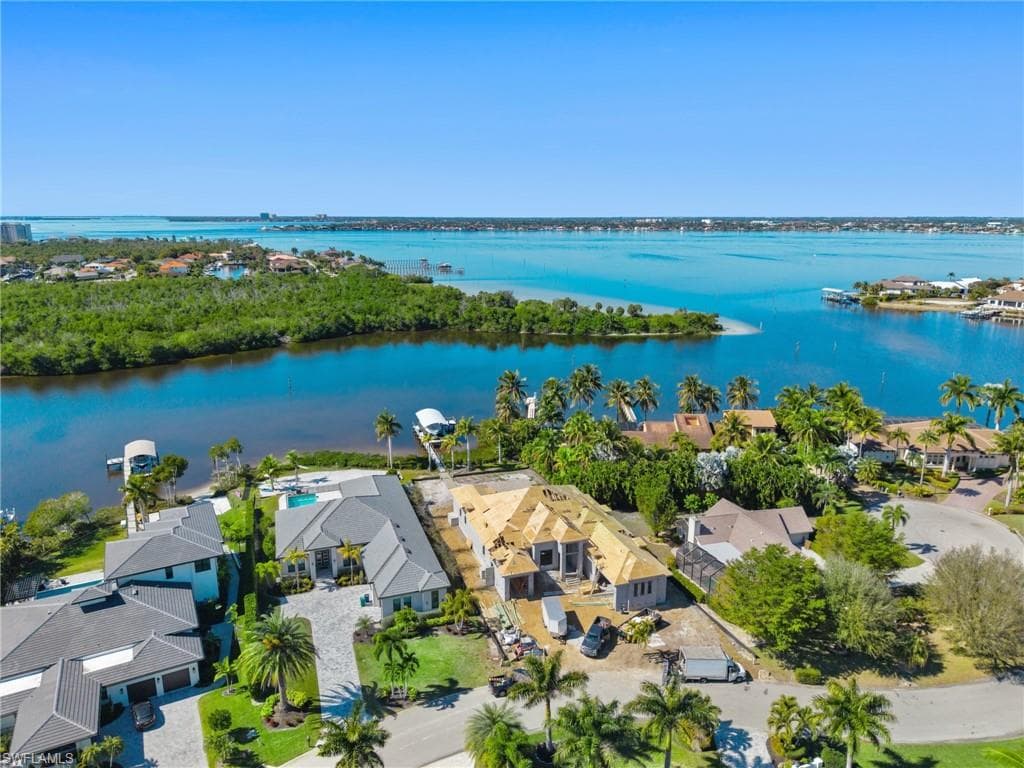 6901 Deep Lagoon LN FORT MYERS, FL 33919