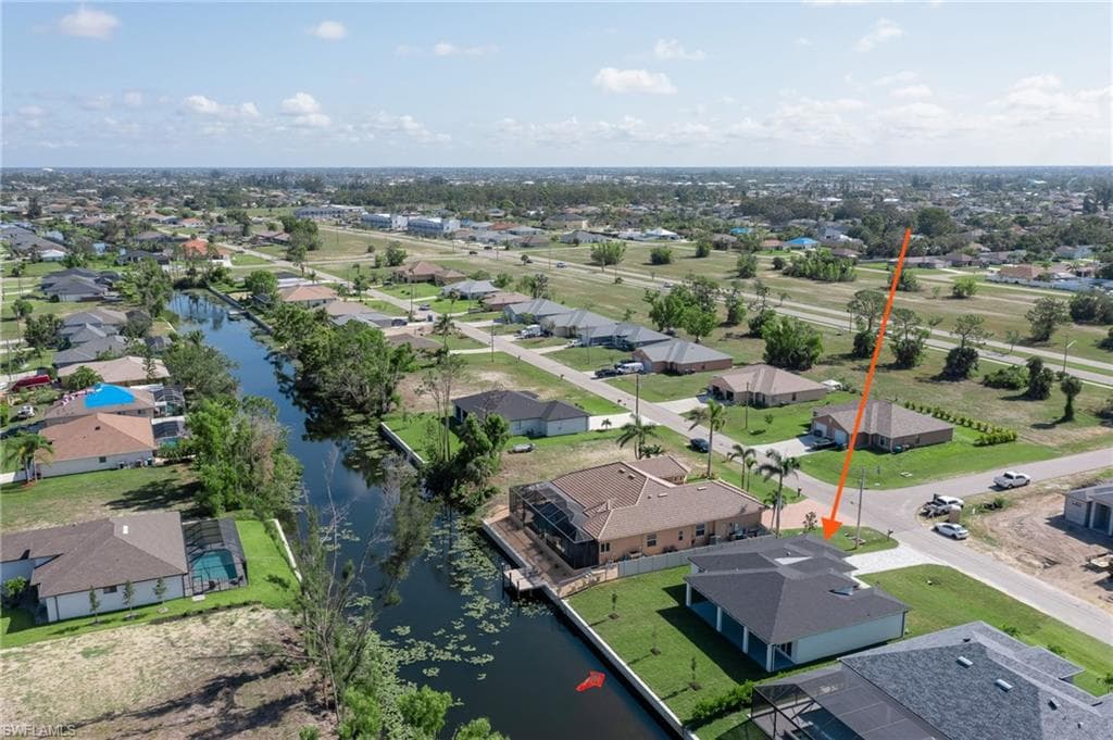 1202 SW 8th PL CAPE CORAL, FL 33991