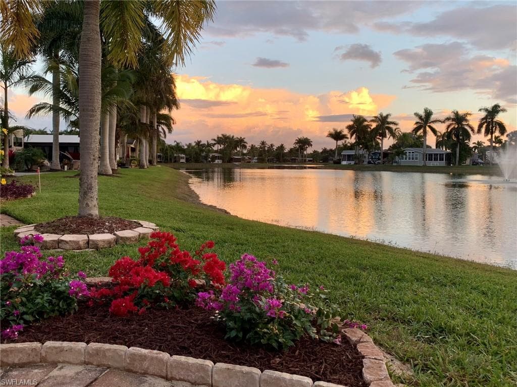 1197 Diamond Lake CIR NAPLES, FL 34114