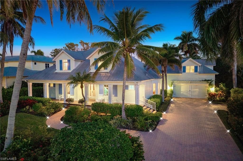 368 Hawser LN NAPLES, FL 34102