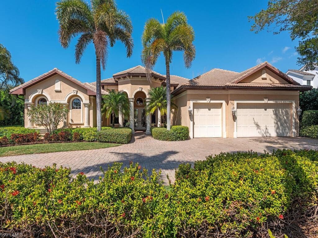 625 Mooring Line DR NAPLES, FL 34102