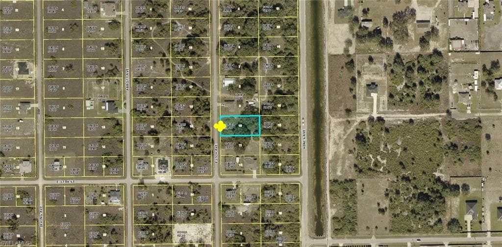 1704 Fitch AVE LEHIGH ACRES, FL 33972