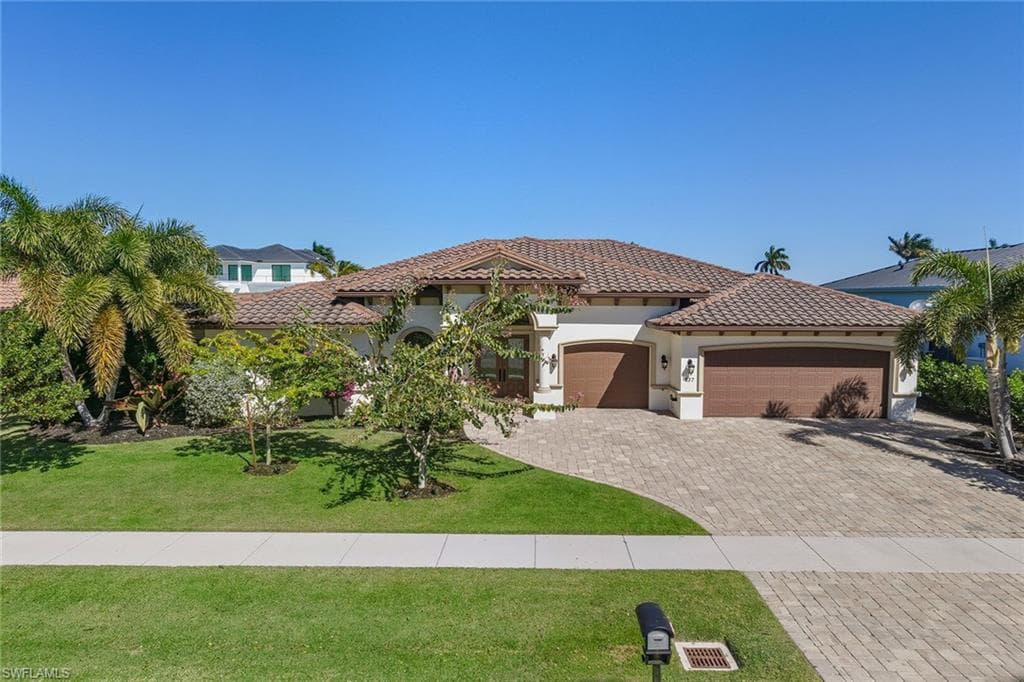 137 Hollyhock CT MARCO ISLAND, FL 34145