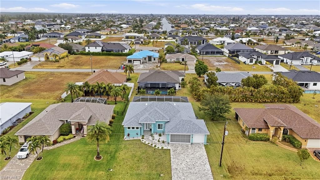 3733 SW 1st LN CAPE CORAL, FL 33991