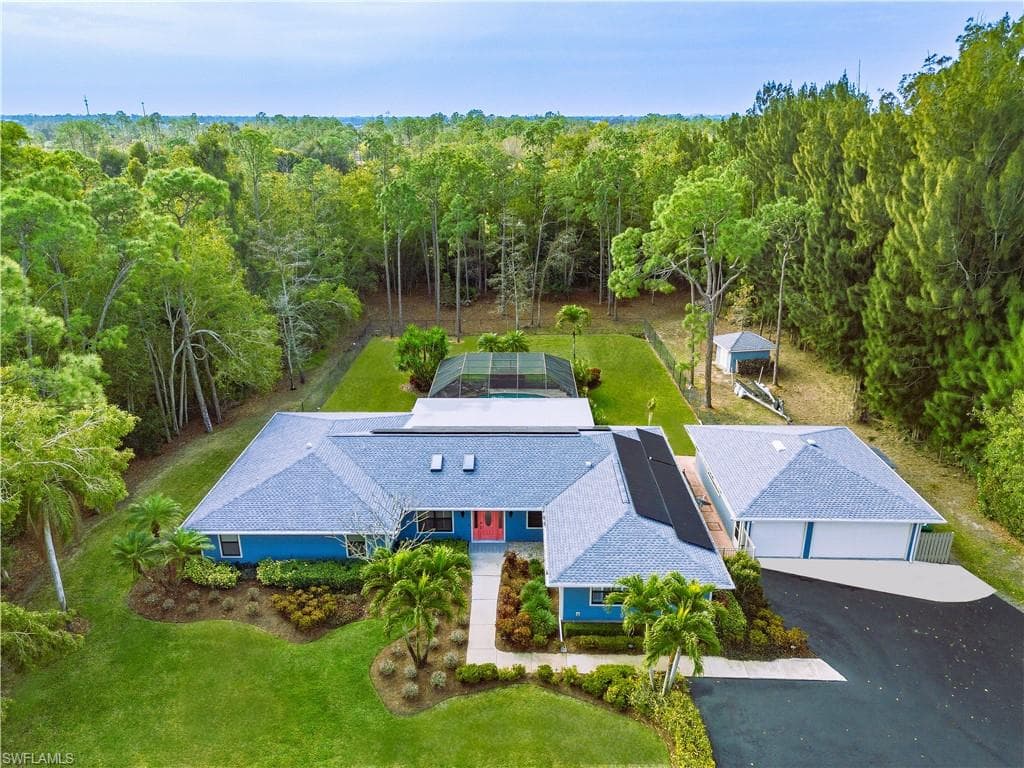 6840 Sable Ridge LN NAPLES, FL 34109