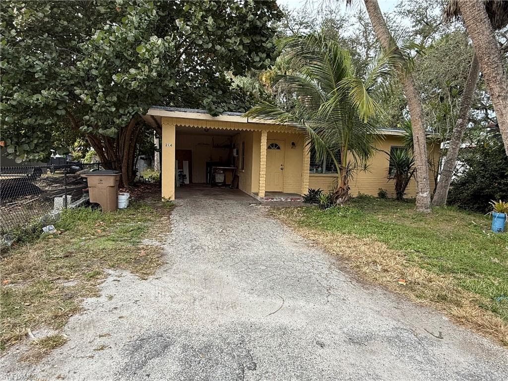 244 Labelle AVE FORT MYERS, FL 33905