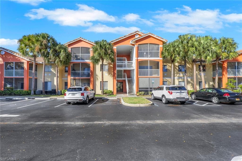 6321 Aragon WAY 206 FORT MYERS, FL 33966