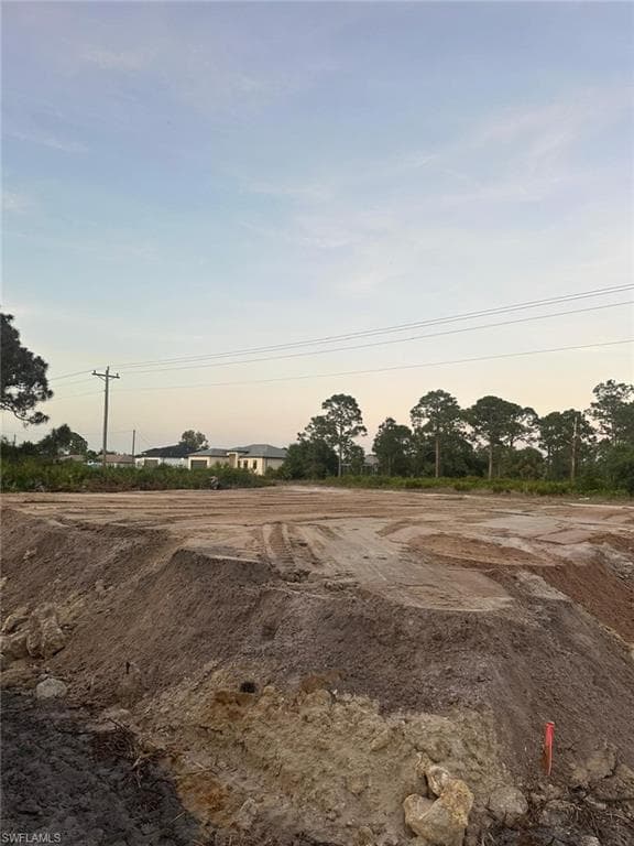 946 Columbus BLVD S LEHIGH ACRES, FL 33974