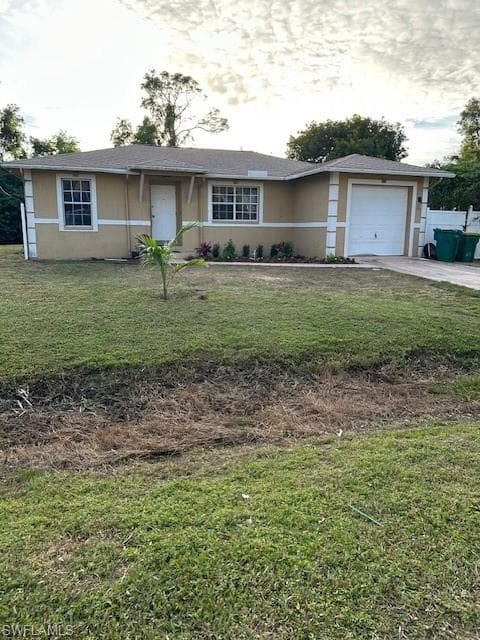 277 Benson ST NAPLES, FL 34113