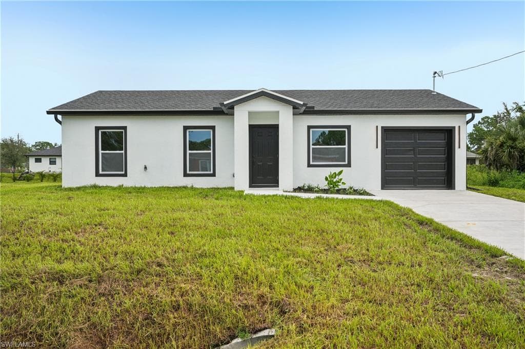 2516 38th ST SW LEHIGH ACRES, FL 33976