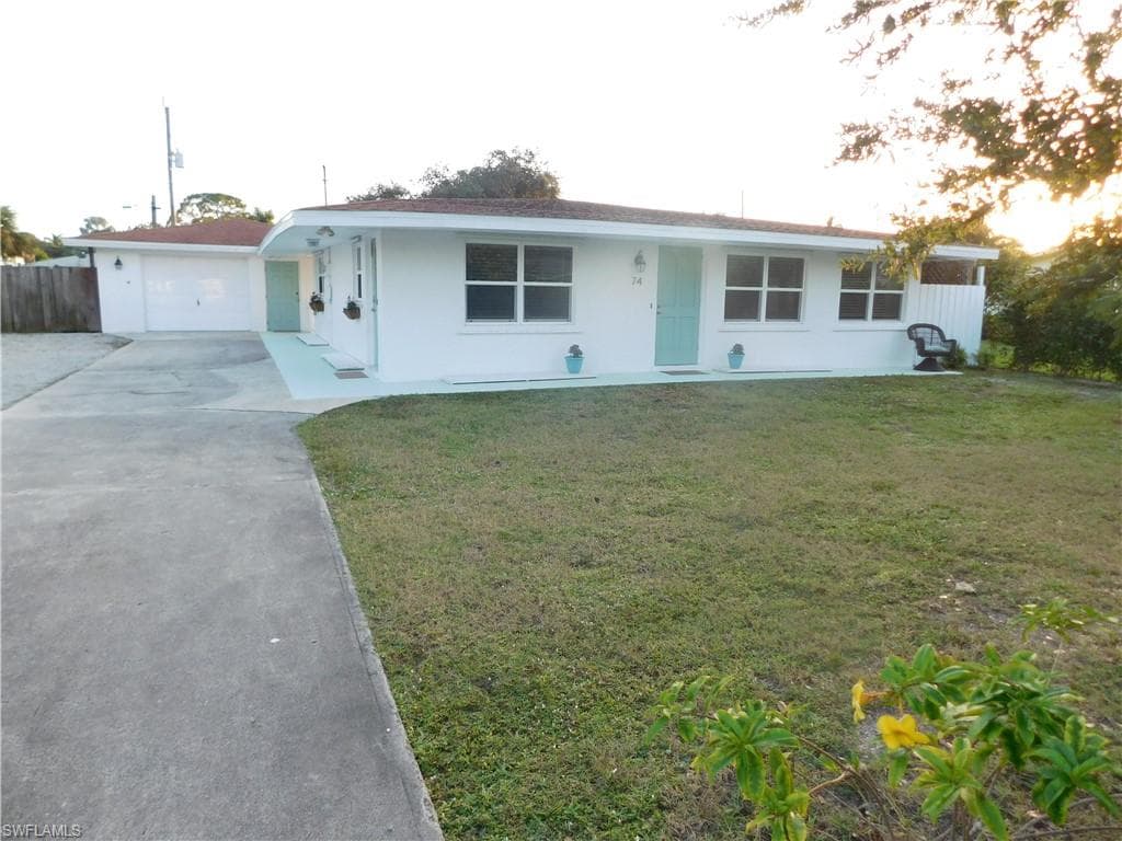 74 7th ST BONITA SPRINGS, FL 34134