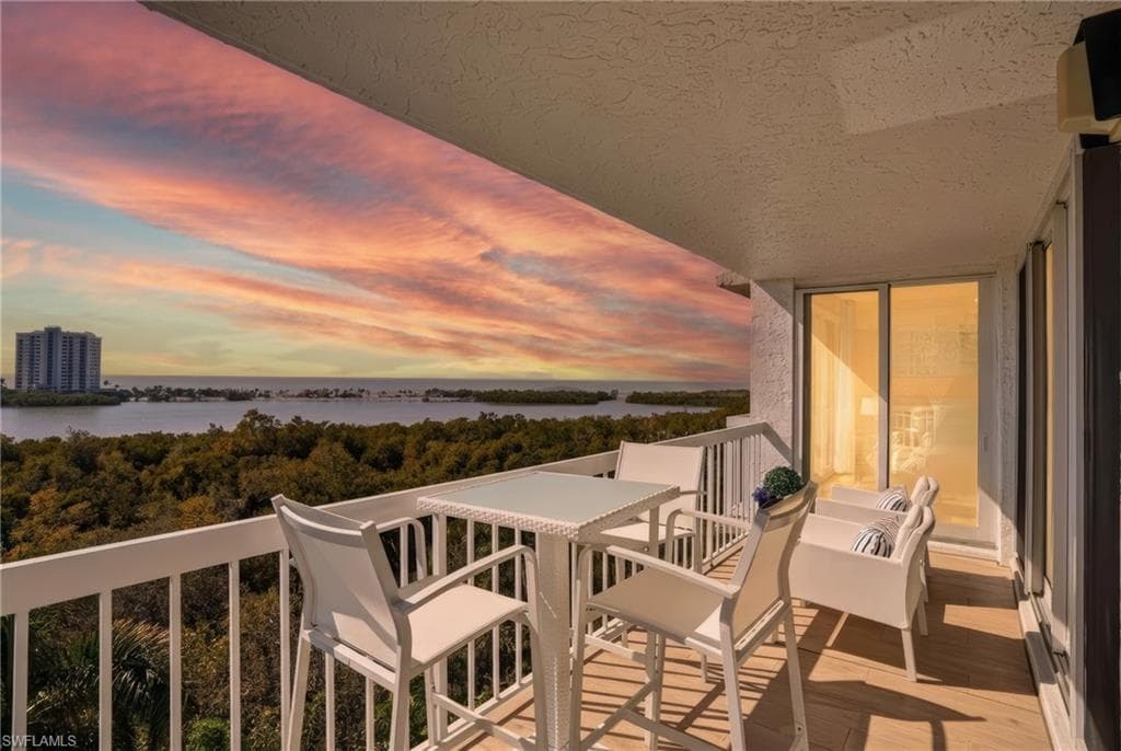 5501 Heron Point DR 602 NAPLES, FL 34108