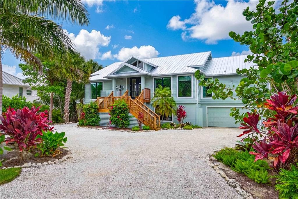 4960 Joewood DR SANIBEL, FL 33957