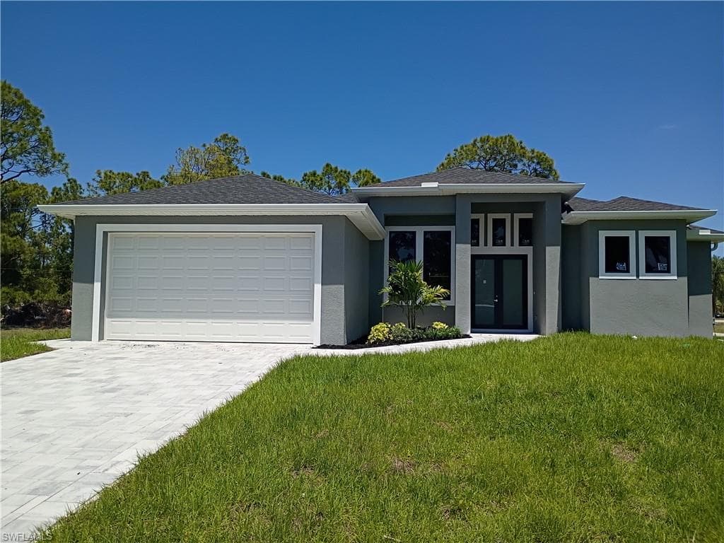 5102 LEE CIR S LEHIGH ACRES, FL 33971